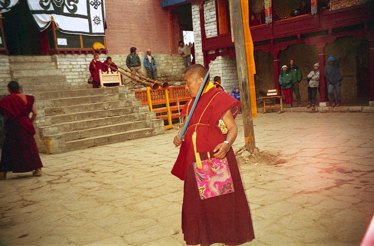 29 Tengboche Gompa 1997 Mani Rimdu Rehearsal Monk With Sword